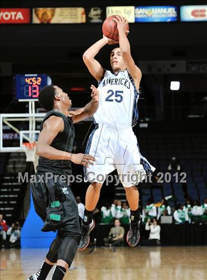 Thumbnail 1 in Lincoln vs. La Costa Canyon (CIF D2 SoCal Regional Final) photogallery.