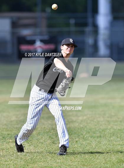 Thumbnail 1 in Calvary Academy @ Dallas Lutheran (TAPPS D4 Round 1 Playoff) photogallery.