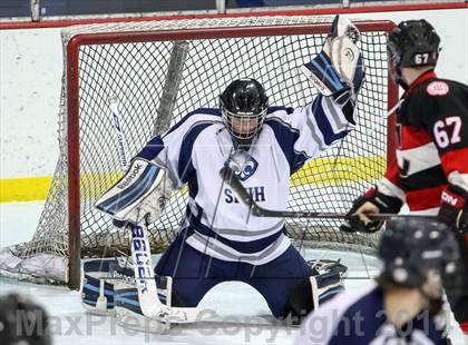 Thumbnail 1 in Chaminade vs. St. Louis University photogallery.