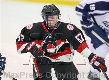 Thumbnail 3 in Chaminade vs. St. Louis University photogallery.