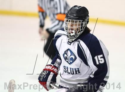 Thumbnail 1 in Chaminade vs. St. Louis University photogallery.