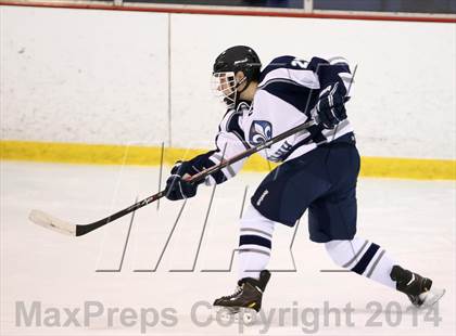 Thumbnail 1 in Chaminade vs. St. Louis University photogallery.