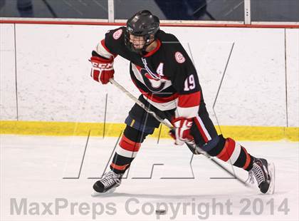 Thumbnail 2 in Chaminade vs. St. Louis University photogallery.