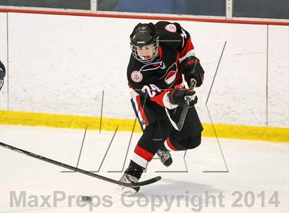 Thumbnail 1 in Chaminade vs. St. Louis University photogallery.