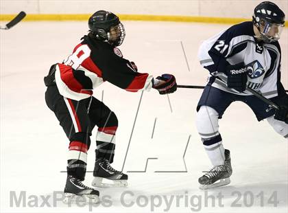 Thumbnail 1 in Chaminade vs. St. Louis University photogallery.