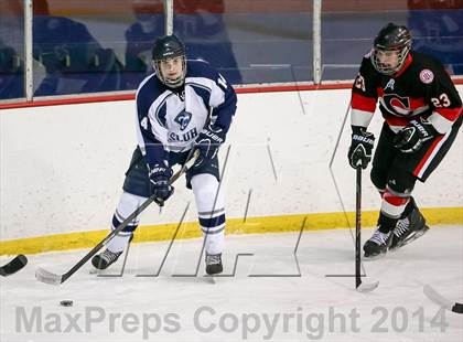 Thumbnail 3 in Chaminade vs. St. Louis University photogallery.