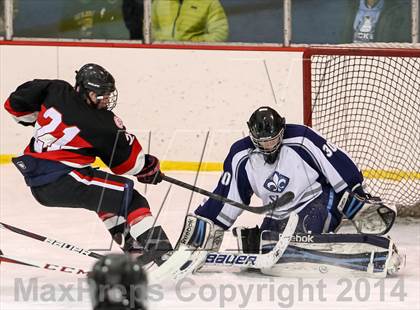 Thumbnail 3 in Chaminade vs. St. Louis University photogallery.