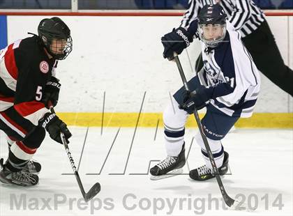 Thumbnail 1 in Chaminade vs. St. Louis University photogallery.