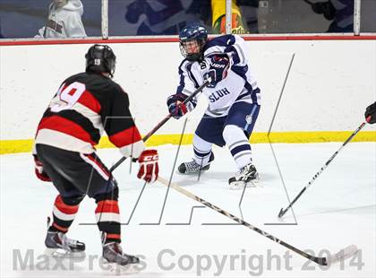 Thumbnail 2 in Chaminade vs. St. Louis University photogallery.