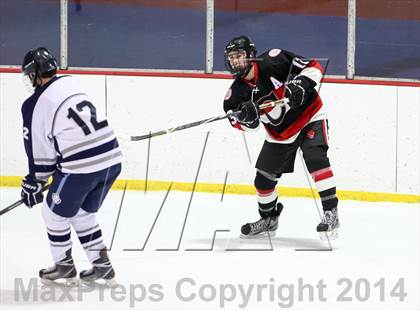 Thumbnail 2 in Chaminade vs. St. Louis University photogallery.