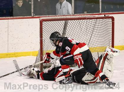 Thumbnail 2 in Chaminade vs. St. Louis University photogallery.