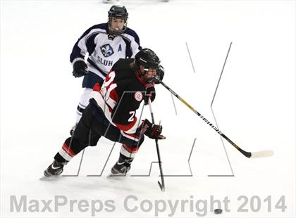 Thumbnail 3 in Chaminade vs. St. Louis University photogallery.