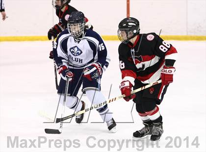Thumbnail 1 in Chaminade vs. St. Louis University photogallery.