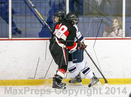 Thumbnail 3 in Chaminade vs. St. Louis University photogallery.
