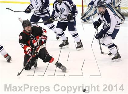 Thumbnail 3 in Chaminade vs. St. Louis University photogallery.