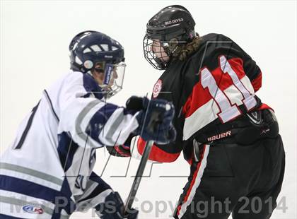 Thumbnail 2 in Chaminade vs. St. Louis University photogallery.