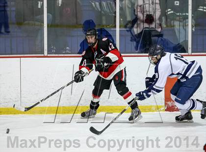 Thumbnail 1 in Chaminade vs. St. Louis University photogallery.
