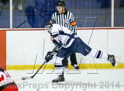Thumbnail 1 in Chaminade vs. St. Louis University photogallery.