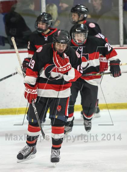 Thumbnail 2 in Chaminade vs. St. Louis University photogallery.