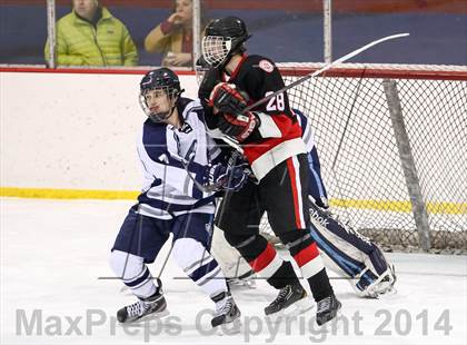 Thumbnail 3 in Chaminade vs. St. Louis University photogallery.