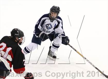 Thumbnail 1 in Chaminade vs. St. Louis University photogallery.
