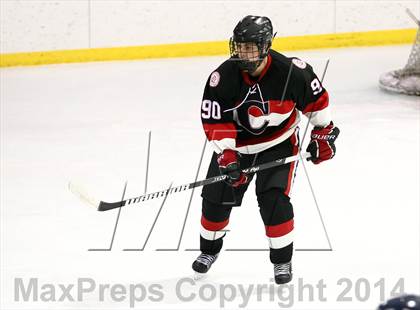 Thumbnail 3 in Chaminade vs. St. Louis University photogallery.