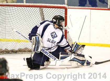 Thumbnail 2 in Chaminade vs. St. Louis University photogallery.