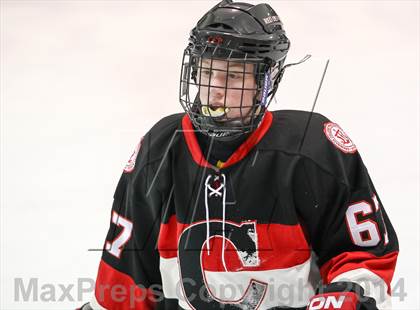 Thumbnail 3 in Chaminade vs. St. Louis University photogallery.