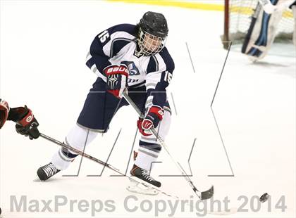 Thumbnail 2 in Chaminade vs. St. Louis University photogallery.