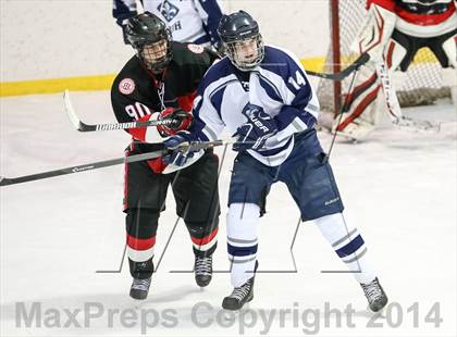 Thumbnail 1 in Chaminade vs. St. Louis University photogallery.
