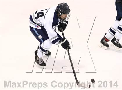 Thumbnail 1 in Chaminade vs. St. Louis University photogallery.