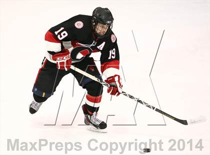 Thumbnail 1 in Chaminade vs. St. Louis University photogallery.