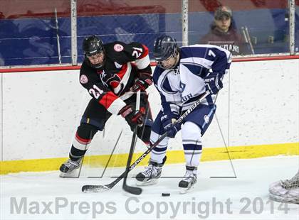 Thumbnail 3 in Chaminade vs. St. Louis University photogallery.