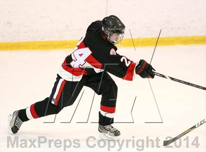 Thumbnail 1 in Chaminade vs. St. Louis University photogallery.