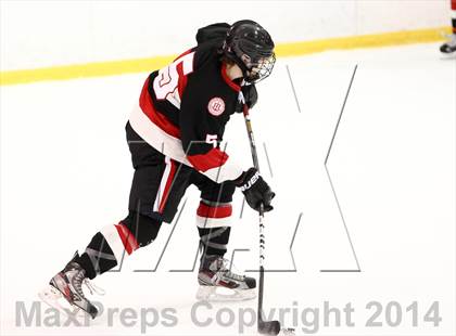 Thumbnail 3 in Chaminade vs. St. Louis University photogallery.