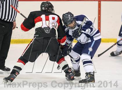 Thumbnail 3 in Chaminade vs. St. Louis University photogallery.