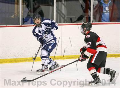 Thumbnail 2 in Chaminade vs. St. Louis University photogallery.