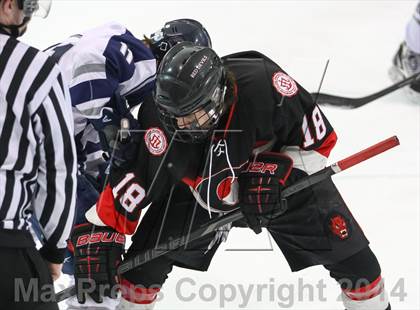 Thumbnail 3 in Chaminade vs. St. Louis University photogallery.