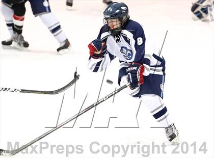 Thumbnail 2 in Chaminade vs. St. Louis University photogallery.