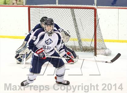 Thumbnail 2 in Chaminade vs. St. Louis University photogallery.