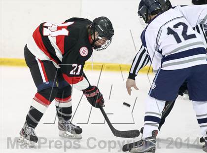 Thumbnail 2 in Chaminade vs. St. Louis University photogallery.