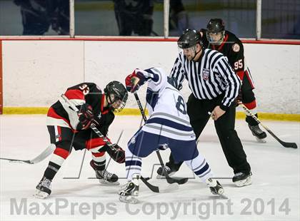 Thumbnail 2 in Chaminade vs. St. Louis University photogallery.