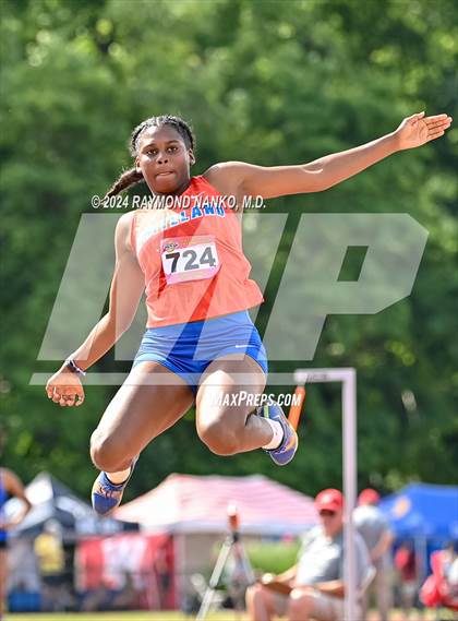 Thumbnail 1 in IHSAA Finals (Long Jump)  photogallery.