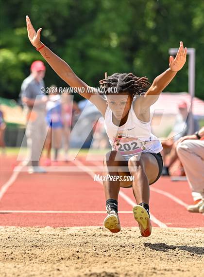 Thumbnail 2 in IHSAA Finals (Long Jump)  photogallery.
