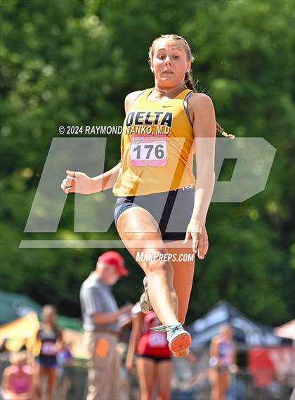 Thumbnail 2 in IHSAA Finals (Long Jump)  photogallery.