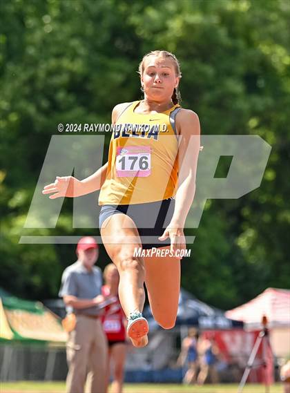 Thumbnail 1 in IHSAA Finals (Long Jump)  photogallery.