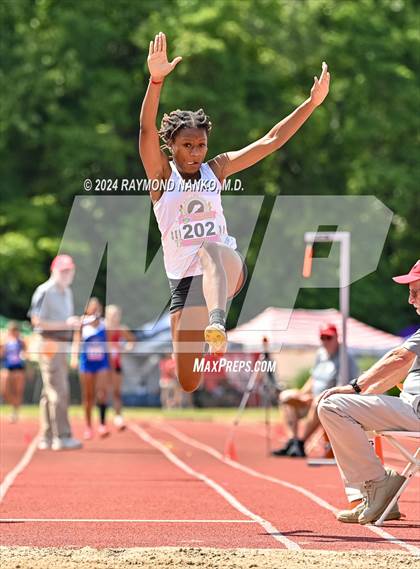 Thumbnail 1 in IHSAA Finals (Long Jump)  photogallery.