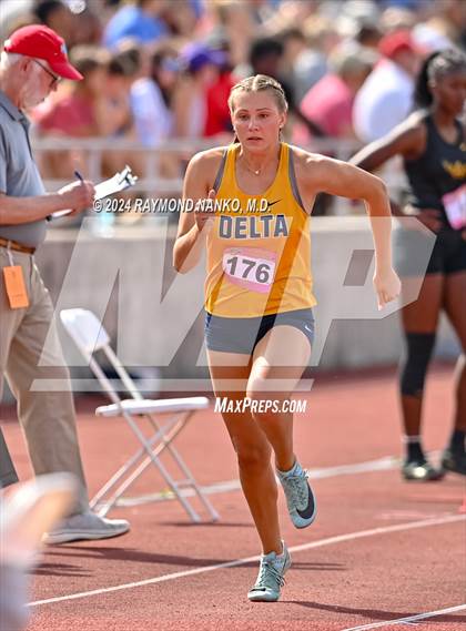 Thumbnail 1 in IHSAA Finals (Long Jump)  photogallery.