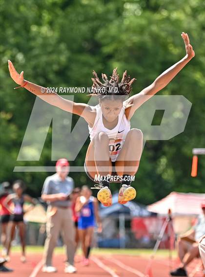Thumbnail 2 in IHSAA Finals (Long Jump)  photogallery.