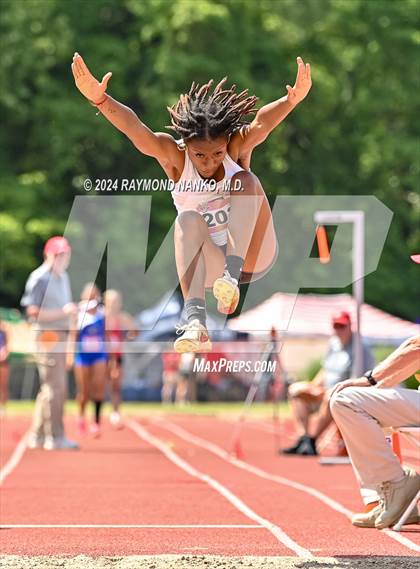 Thumbnail 1 in IHSAA Finals (Long Jump)  photogallery.